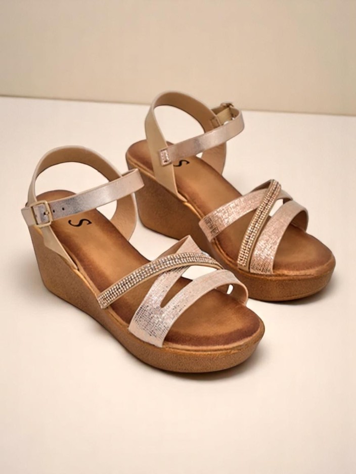 Обувки на ток сребристо с камъни и брокат Eclat