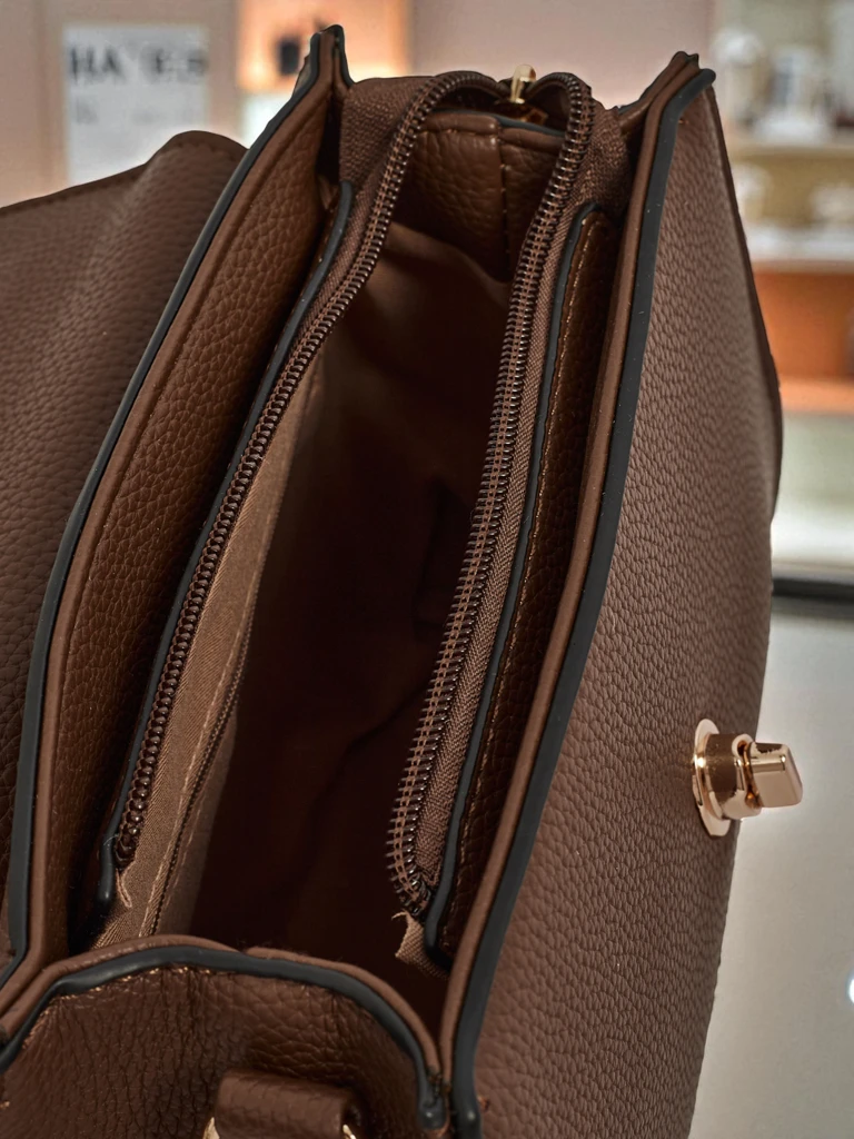 Малка дамска чанта от еко кожа Zyora