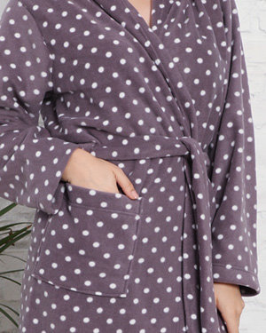 Мек лилав дамски халат на точки - Облекло