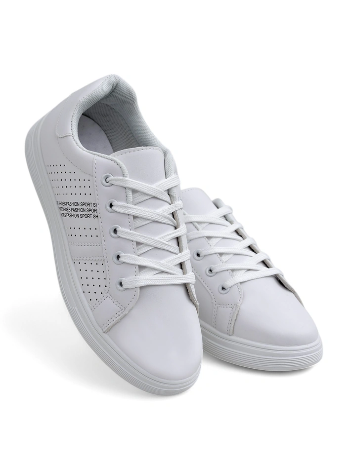 Royalfashion Дамски ажурни маратонки Fortay