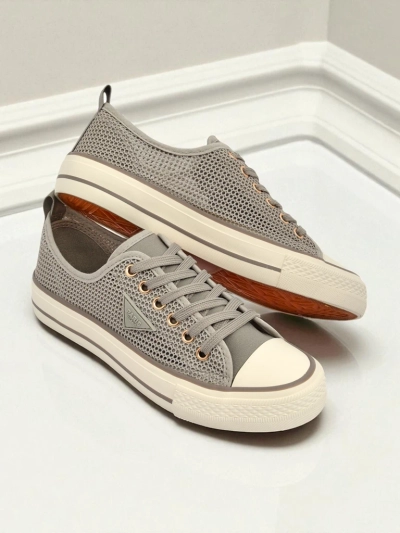 Royalfashion дамски перфорирани кецове Rebbse