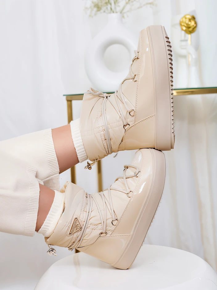 Royalfashion Дамски ботуши a'la snow boots в бежово Vevnose