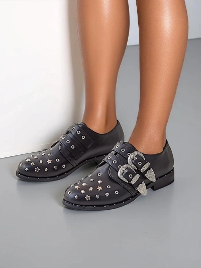 Royalfashion Жени обувки с шипове и катарами Goffel