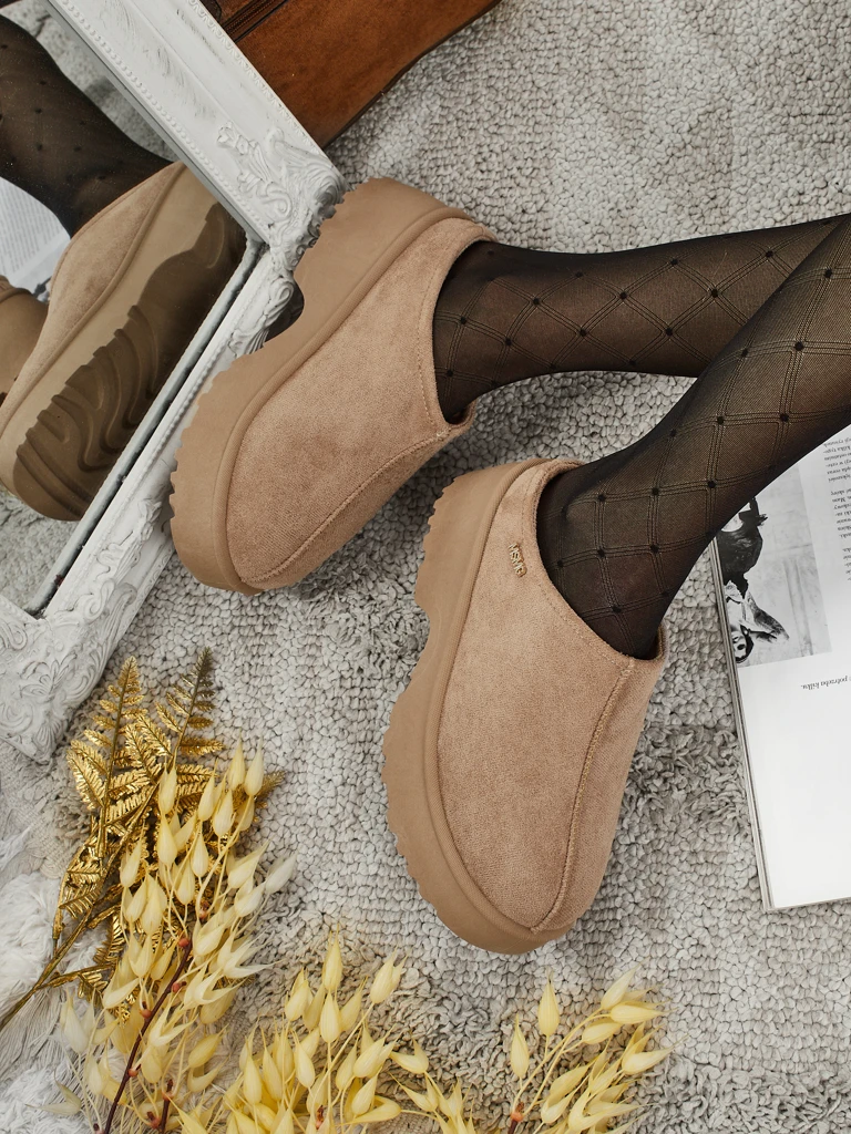 Къси дамски боти а'ла сноубутс с пухкава подплата Noelina