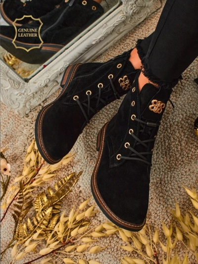 Дамски боти Aurelia Romano от естествен велур – кафяви, с пух