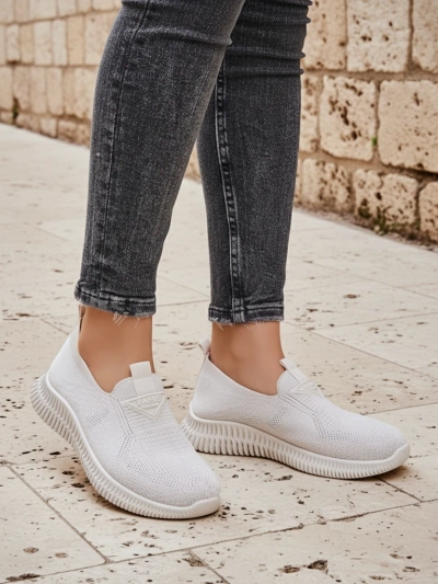 Royalfashion Дамски спортни обувки Serra, тип slip-on, от текстил