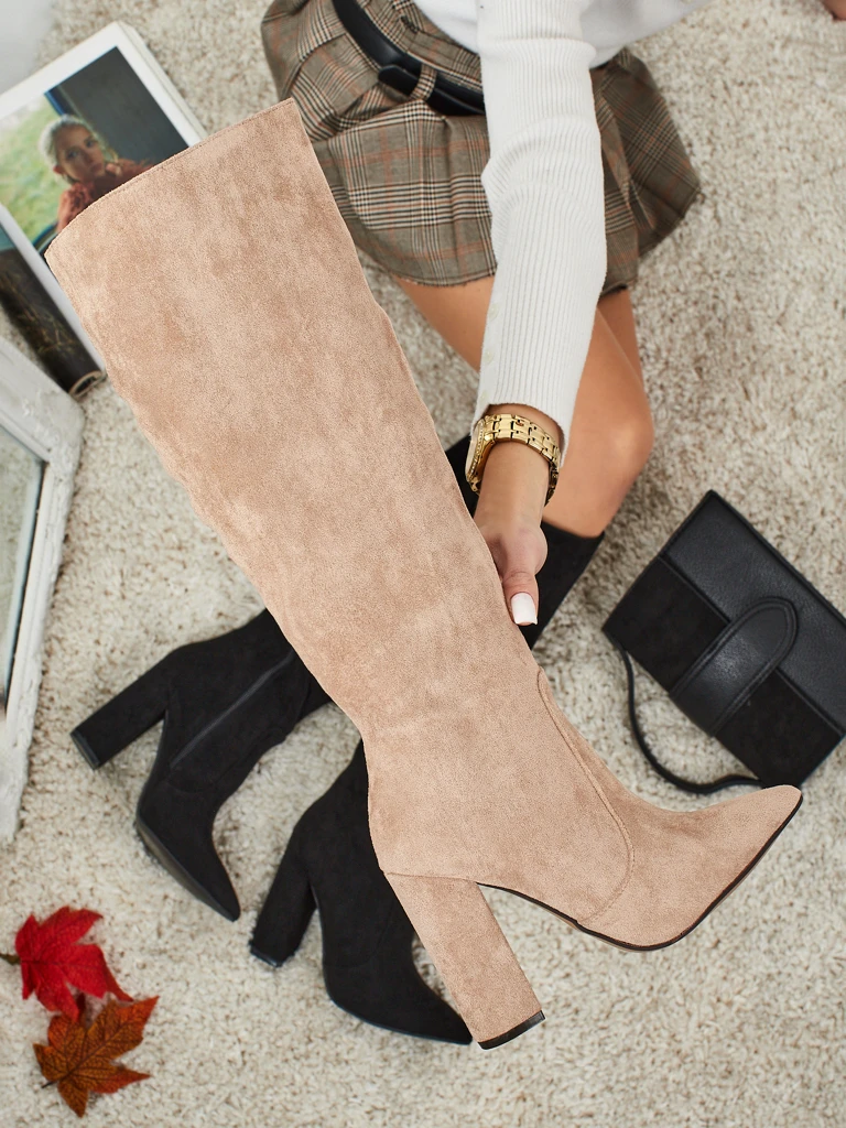 Дамски еко велурени ботуши на ток Feravi