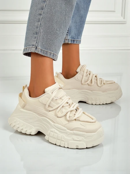 Дамски сникърси бежови Athenia от еко кожа на платформа 6,5 см