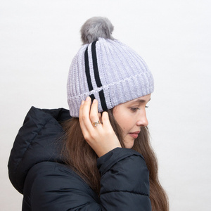 гълъбово сиво