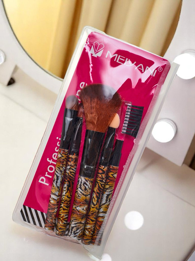 Комплект компактни четки за грим