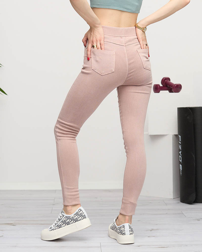 Jasnoróżowe tregginsy damskie- Odzież