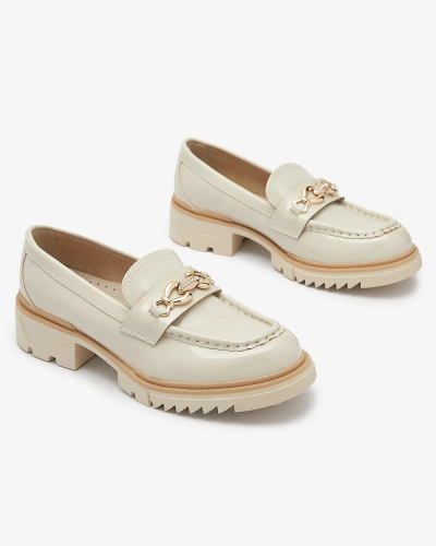 Бежови лакирани дамски мокасини с верижка Sotella - Обувки