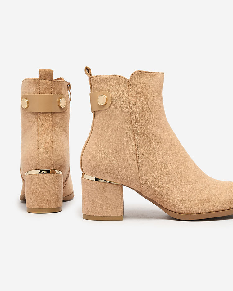 Royalfashion Дамски ботуши с нисък ток в светлокафяво Dogdas