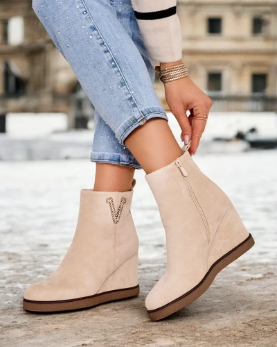 Royalfashion Дамски ботуши на токчета Nerias