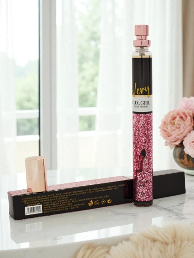 Вдъхновен дамски парфюм Very Cool Girl Glam