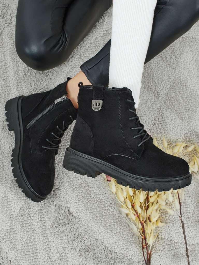 Дамски боти Tirra