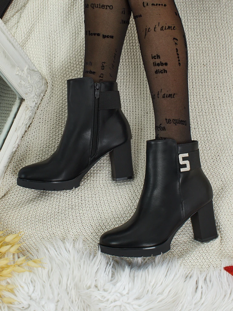 Дамски боти от еко кожа на ток Tavor