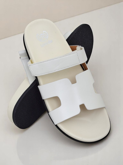 Royalfashion Дамски чехли с равна подметка Arian