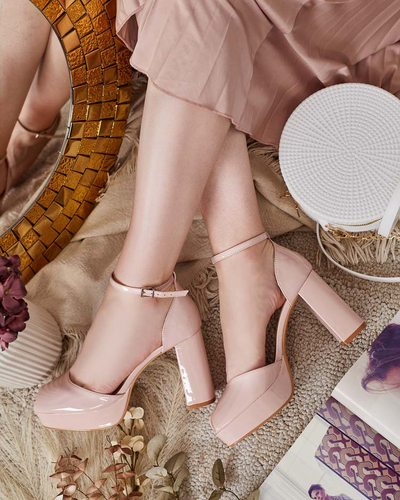 Royalfashion Дамски сандали Lefeyoa с лакиран ток