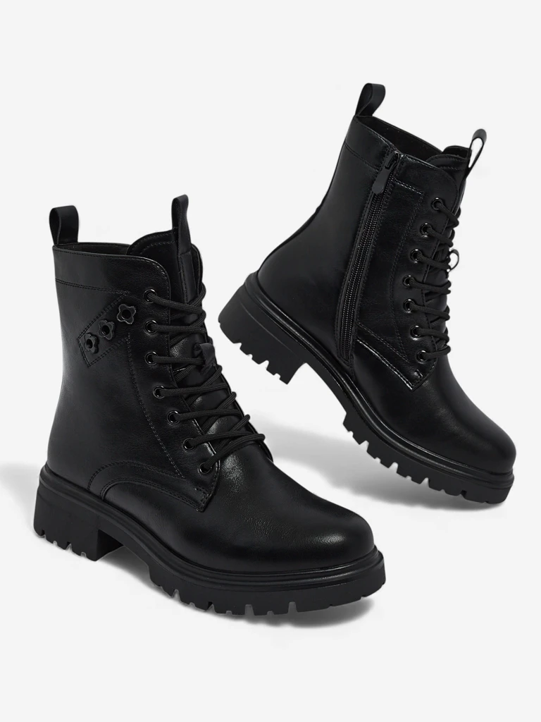 Дамски еко кожени боти с връзки Nometa