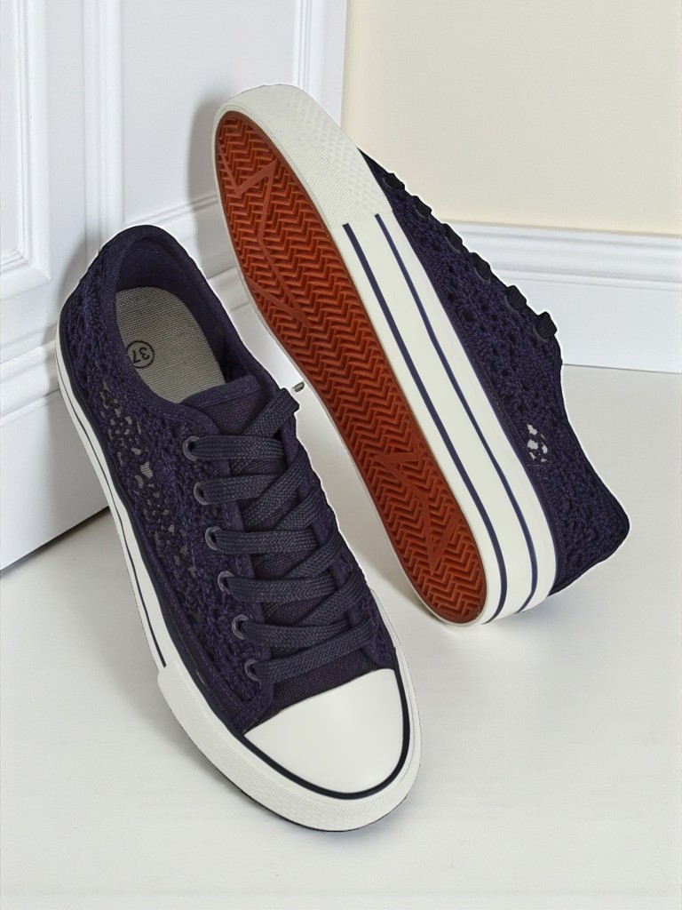 Дамски кецове Aureliana Тъмносини от ажурна тъкан с равна подметка