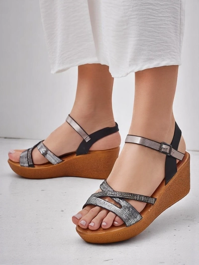 Жени сандали на платформа Royalfashion с кристали и блестящи детайли Eclat