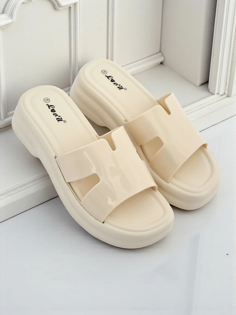 Royalfashion Дамски чехли на по-дебела подметка Nova Gloss