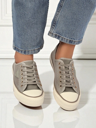 Royalfashion дамски перфорирани кецове Rebbse