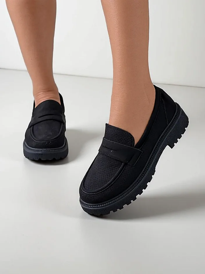 Royalfashion Жени еко велур мокасини Dunes