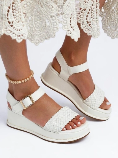 Royalfashion Дамски сандали на платформа с плитен каиш Fiolle