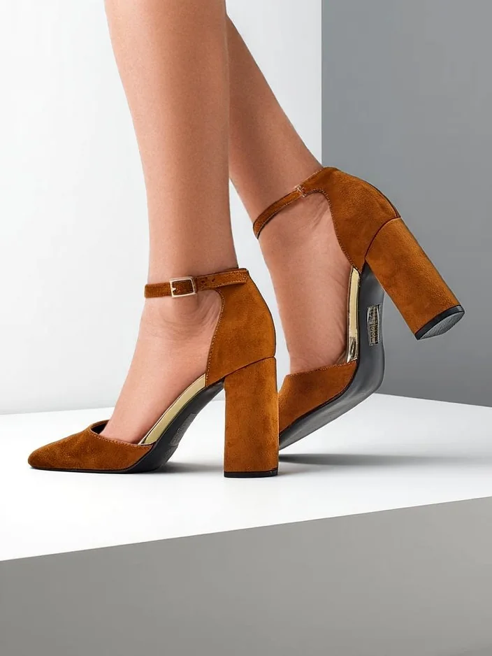 Обувки от еко велур на Royalfashion за жени Calde