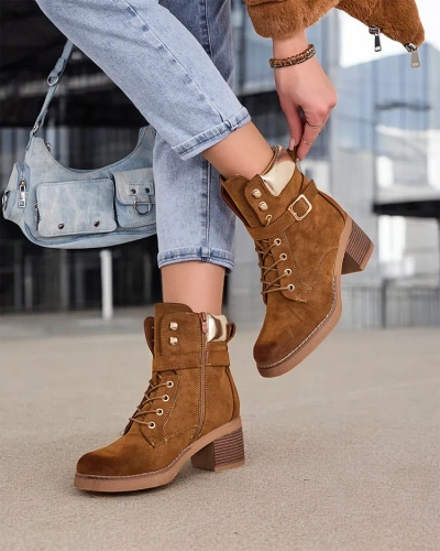 Дамски ниски ботуши на Royalfashion Nedelin