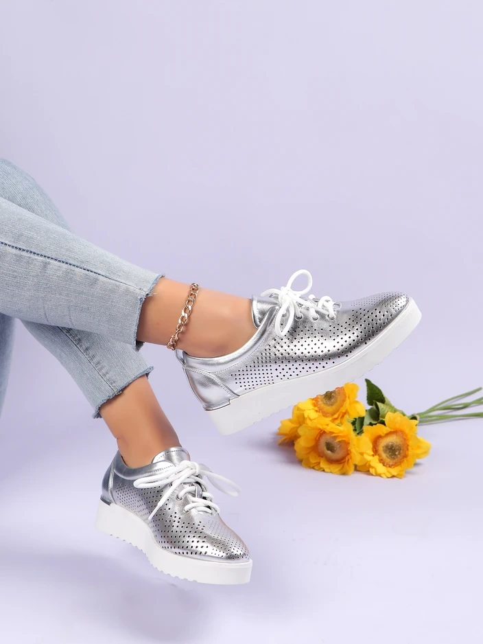 Royalfashion Женски перфорирани обувки Gofielle