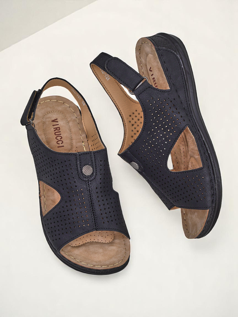 Royalfashion дамски сандали с изрязвания Leminni