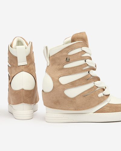 Royalfashion Светлокафяви дамски спортни ботуши Pamstinsa на токчета