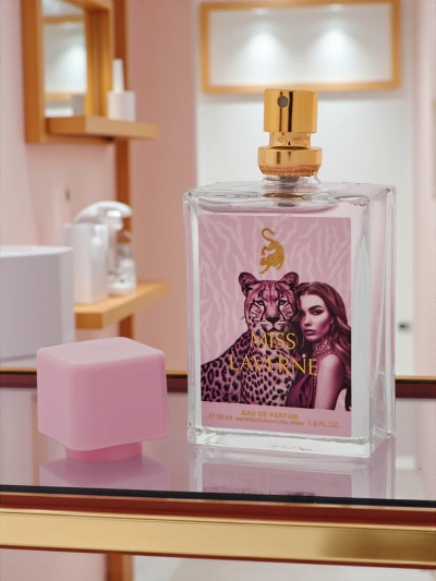 Вдъхновен дамски парфюм Miss Laverne