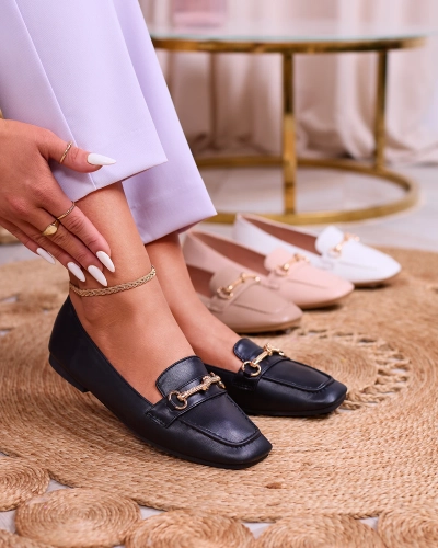 Royalfashion Черни дамски мокасини със златна украса Olerika