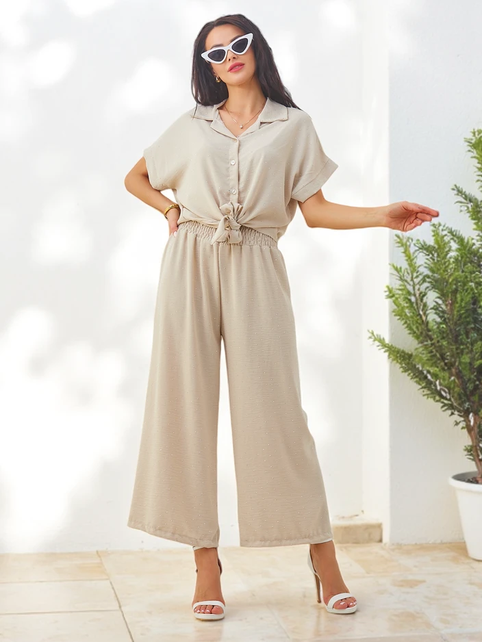 Royalfashion Комплект за жени с връзка, къс ръкав и разширени панталони с камъни