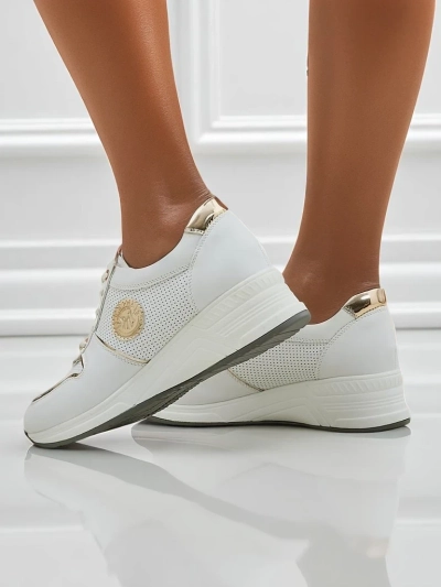 Дамски сникърси на платформа Calista Athena бели еко кожа