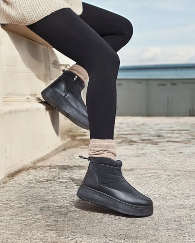 Royalfashion Дамски ботуши за сняг в черен цвят Fopinia