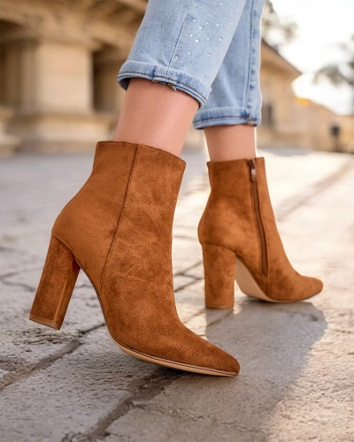 Dамски ботуши на пръсти на стилет Fozi