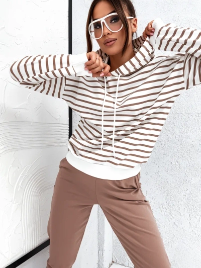 Royalfashion дамски комплект с райета.