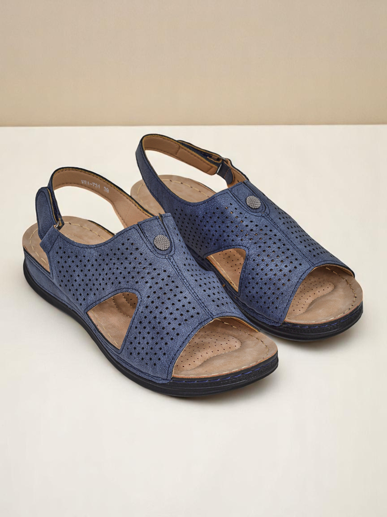 Royalfashion дамски сандали с прорези Leminni