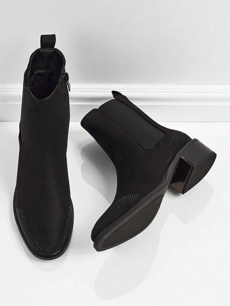 Дамски боти от еко велур, украсени с цирконии TangleMist