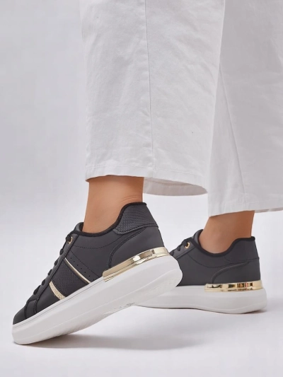 Royalfashion Спортни маратонки за жени на по-дебела подметка Montanas