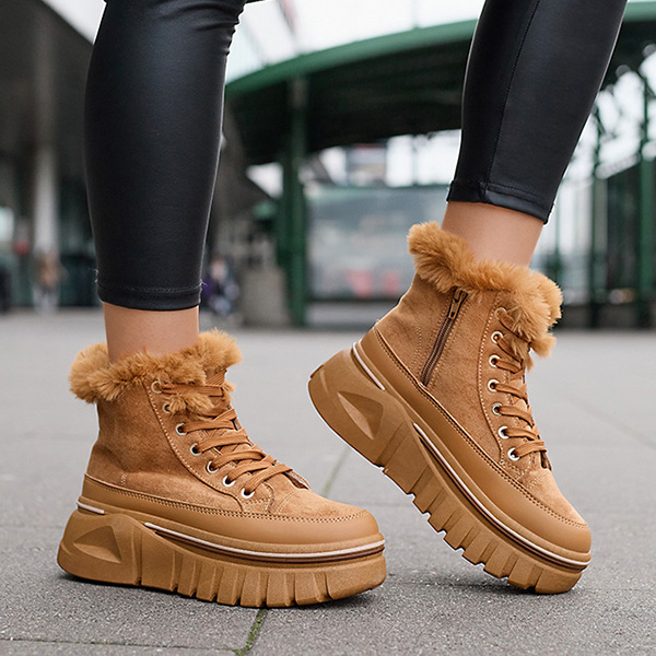 Damskie sznurowane śniegowce na platformie w kolorze camel Neatesa - Obuwie