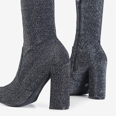 Grafitowe damskie błyszczące kozaki na słupku Goslawa - Obuwie