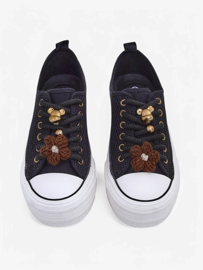 Royalfashion Женски перфорационни маратонки с декорации Osdo