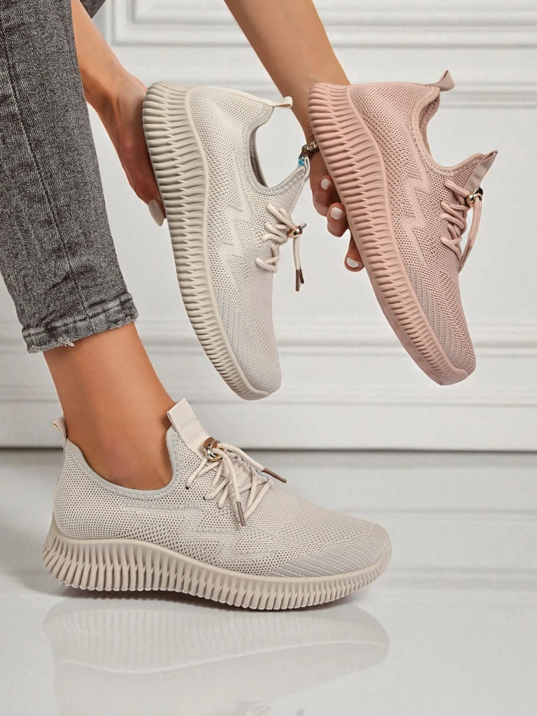 Aurelia Bianca – бели дамски сникърси Royalfashion на равна подметка