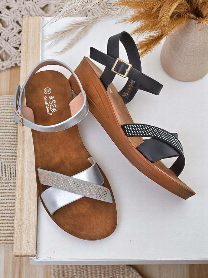 Royalfashion Дамски сандали на платформа с камъни Allona